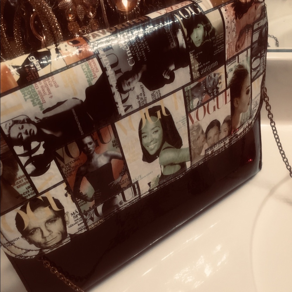 Vogue clutch purse